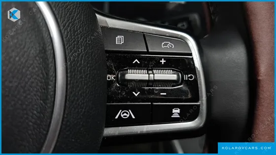 KIA CARNIVAL HEV 9SEATER SIGNATURE