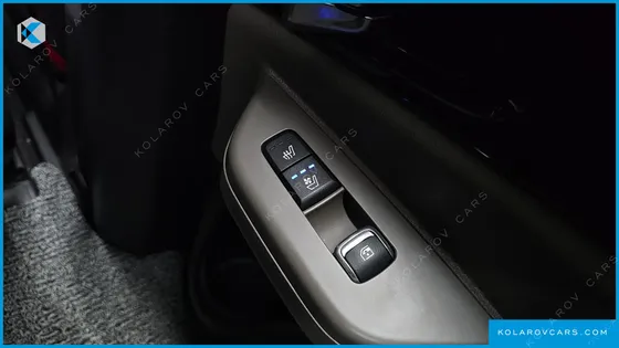 KIA CARNIVAL HEV 9SEATER SIGNATURE