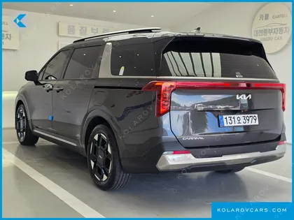 KIA CARNIVAL 9-SEATER SIGNATURE