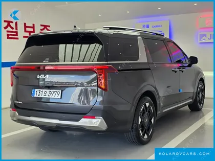 KIA CARNIVAL 9-SEATER SIGNATURE