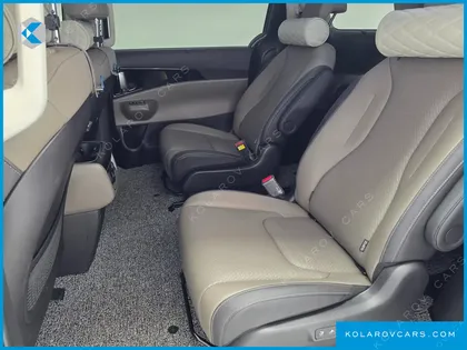 KIA CARNIVAL 9-SEATER SIGNATURE