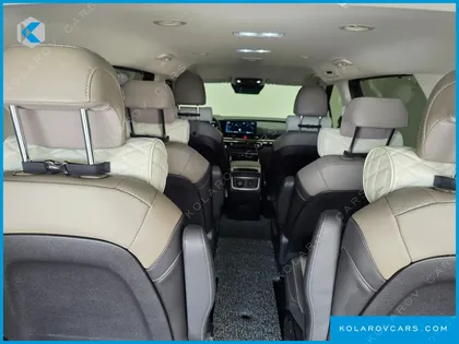 KIA CARNIVAL 9-SEATER SIGNATURE