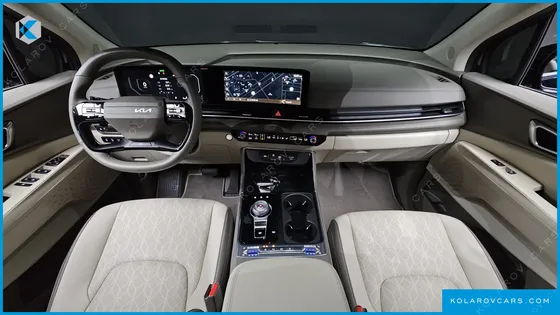 KIA CARNIVAL 9-SEATER NOBLESSE