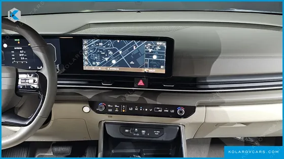 KIA CARNIVAL 9-SEATER NOBLESSE