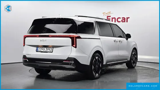KIA CARNIVAL 9-SEATER SIGNATURE