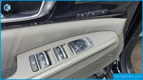 KIA CARNIVAL HEV 7SEATER SIGNATURE