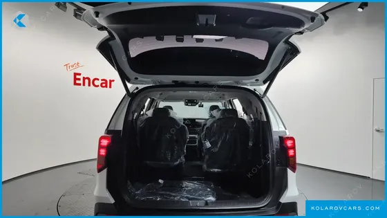 KIA CARNIVAL GASOLINE 9-SEATER PRESTIGE