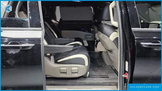 KIA CARNIVAL GASOLINE 9-SEATER HI LIMOUSINE (7-SEATER LIMOUSINE(SPECIAL VEHICLE)