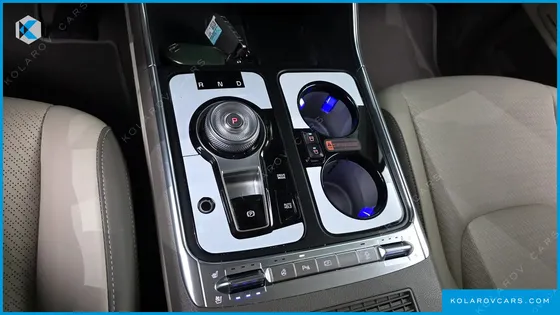 KIA CARNIVAL HEV 7-SEATER HI LIMOUSINE