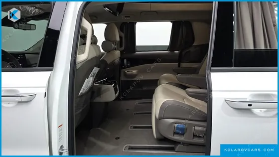 KIA CARNIVAL HEV 7-SEATER HI LIMOUSINE