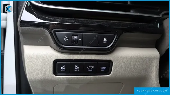 KIA CARNIVAL HEV 7-SEATER HI LIMOUSINE
