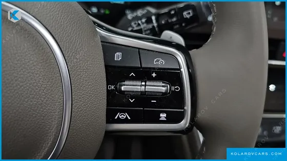 KIA CARNIVAL HEV 9SEATER SIGNATURE