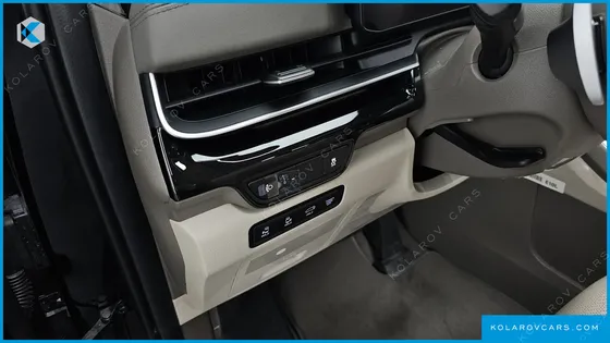KIA CARNIVAL HEV 9SEATER SIGNATURE