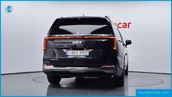 KIA CARNIVAL GASOLINE 9-SEATER SIGNATURE