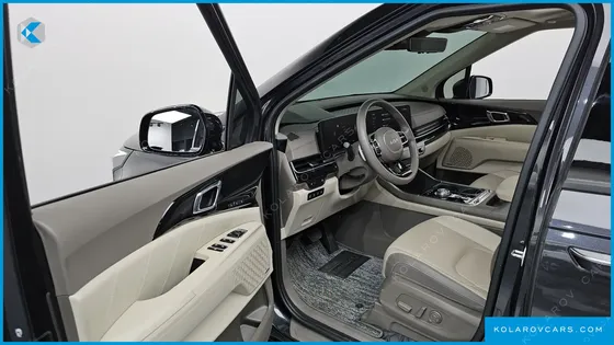 KIA CARNIVAL GASOLINE 9-SEATER SIGNATURE