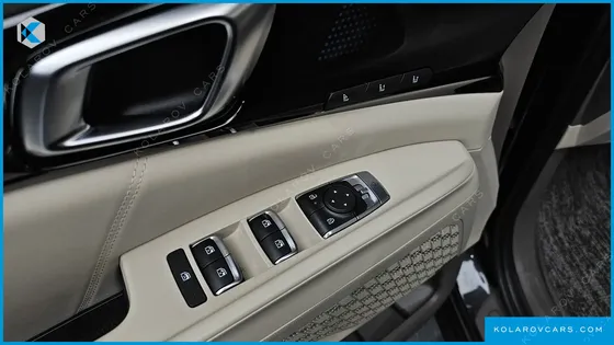 KIA CARNIVAL GASOLINE 9-SEATER SIGNATURE