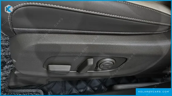 KIA CARNIVAL GASOLINE 9-SEATER SIGNATURE