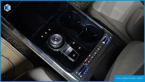 KIA CARNIVAL 7-SEATER SIGNATURE