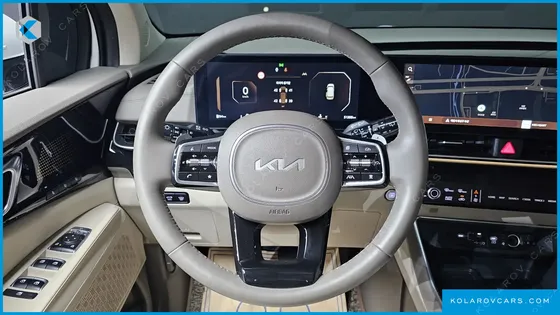 KIA CARNIVAL 7-SEATER SIGNATURE