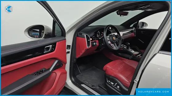 PORSCHE CAYENNE 3.0 E-HYBRID COUPE