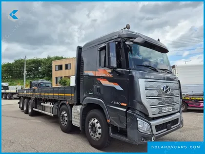 HYUNDAI EXCEED 10X4