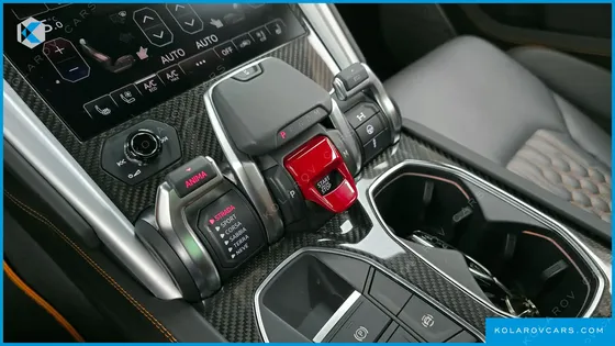 LAMBORGHINI URUS 4.0 V8 S