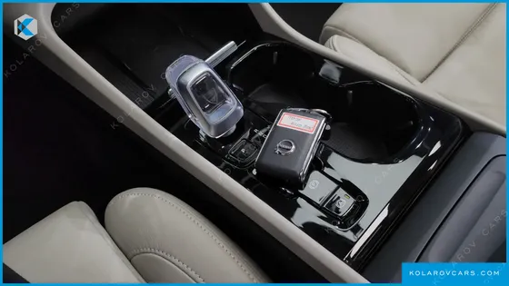 VOLVO XC40 B4 ULTIMATE BRIGHT
