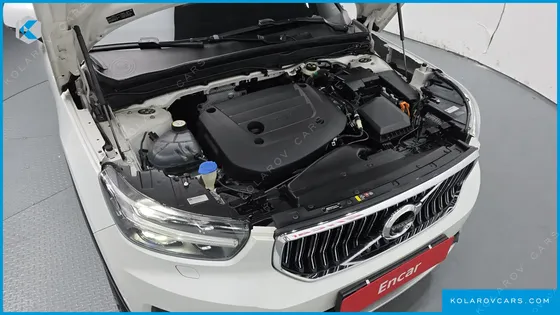VOLVO XC40 B4 INSCRIPTION