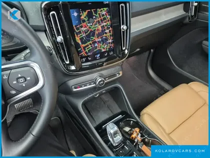 VOLVO XC40 B4 INSCRIPTION