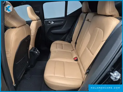 VOLVO XC40 B4 INSCRIPTION