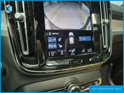VOLVO XC40 B4 INSCRIPTION