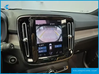 VOLVO XC40 B4 INSCRIPTION