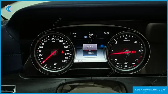 MERCEDES E-CLASS E220D COUPE