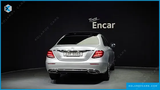MERCEDES E-CLASS E300 AVANTGARDE