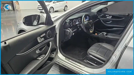 MERCEDES E-CLASS E300 AVANTGARDE