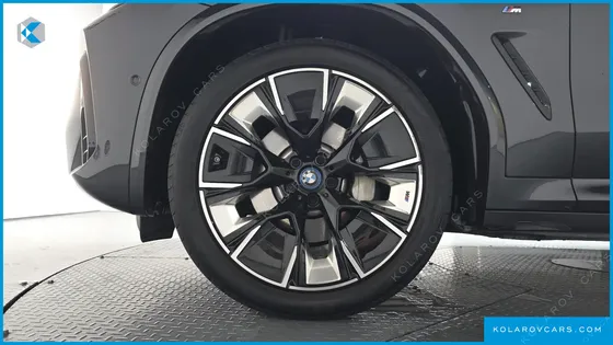 BMW IX3 M SPORTS