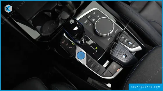 BMW IX3 M SPORTS