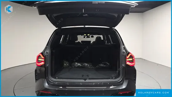 BMW IX3 M SPORTS