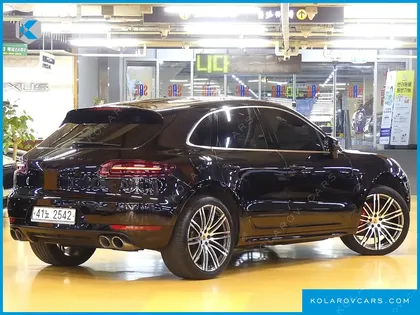PORSCHE MACAN 3.0 GTS