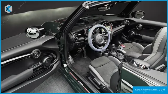 MINI COOPER CONVERTIBLE JCW