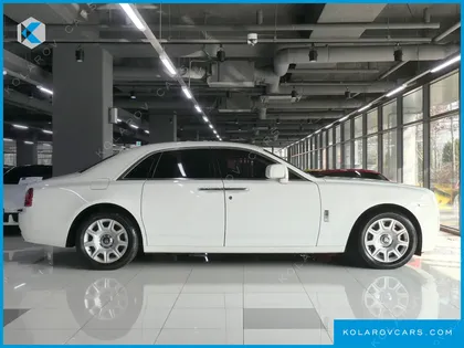 ROLLS ROYCE GHOST 6.6 V12