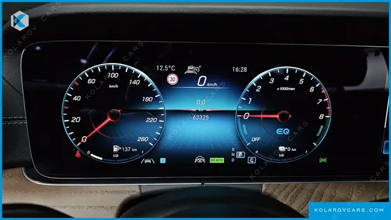 MERCEDES E-CLASS E300E 4MATIC EXCLUSIVE