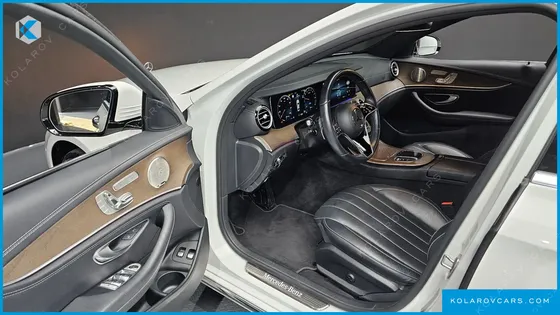 MERCEDES E-CLASS E300E 4MATIC EXCLUSIVE