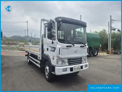 HYUNDAI MEGA TRUCK GOLD