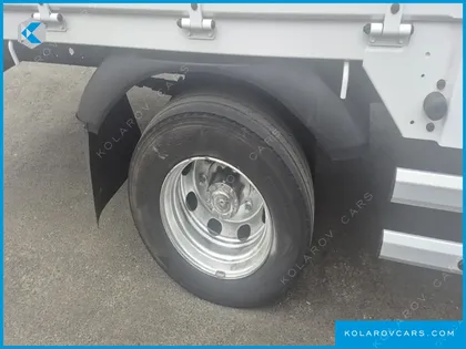 HYUNDAI MEGA TRUCK GOLD