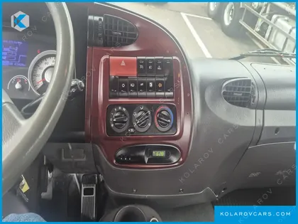 HYUNDAI MEGA TRUCK GOLD