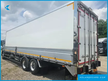 MAN TRUCK CARGO TRUCK 6X2