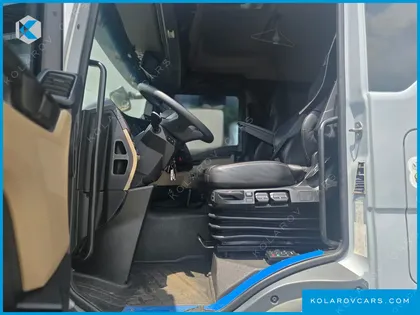 MAN TRUCK CARGO TRUCK 6X2