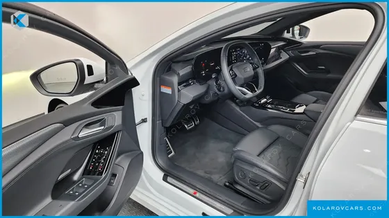 AUDI A6 E-TRON PERFORMANCE S LINE