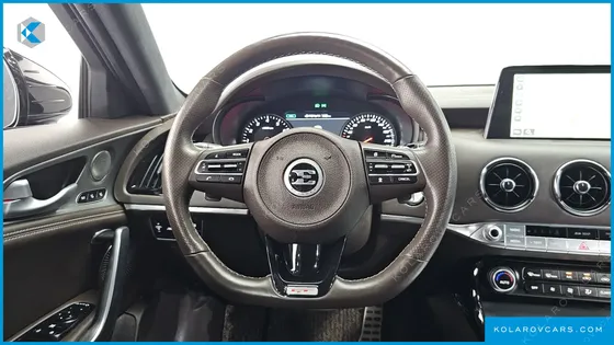 KIA STINGER 3.3 TURBO 2WD